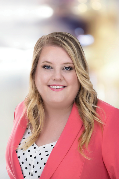 Portrait of Victoria Northrop, REALTOR® | NRLUX.